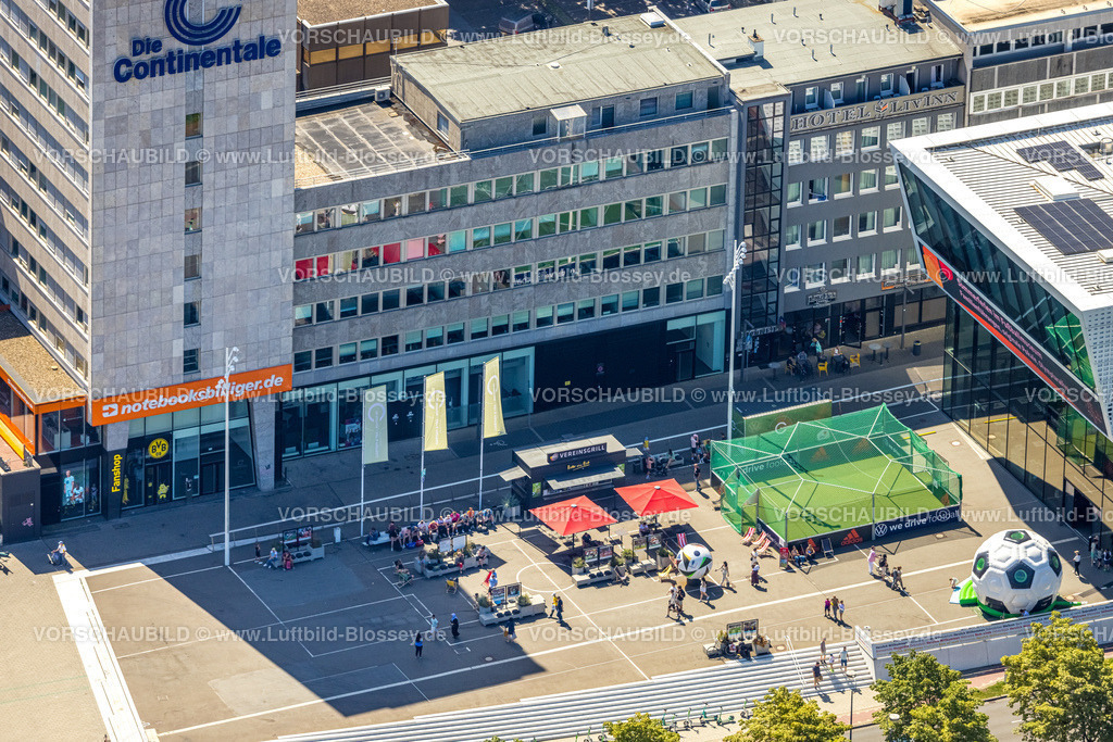 Dortmund240800985 | Luftbild, Deutsches Fußballmuseum mit Aktionen auf dem Vorplatz Platz der Deutschen Einheit, City, Dortmund, Ruhrgebiet, Nordrhein-Westfalen, Deutschland