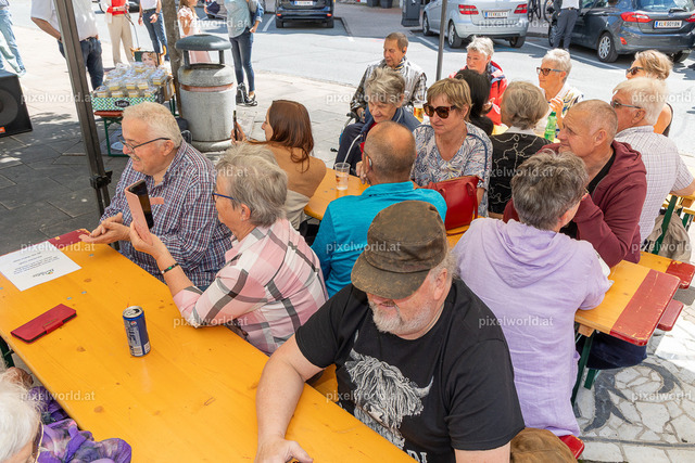 Muttertagsfeier am Hauptplatz in Feldkirchen | Bildershop von pixelworld.at - Realisiert mit Pictrs.com