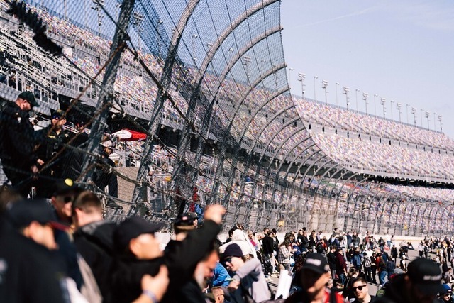 24hDay25_012512455147313SVS_SVS | Rolex 24 at Daytona 2025 - Foto: Gruppe C Photography - Realisiert mit Pictrs.com