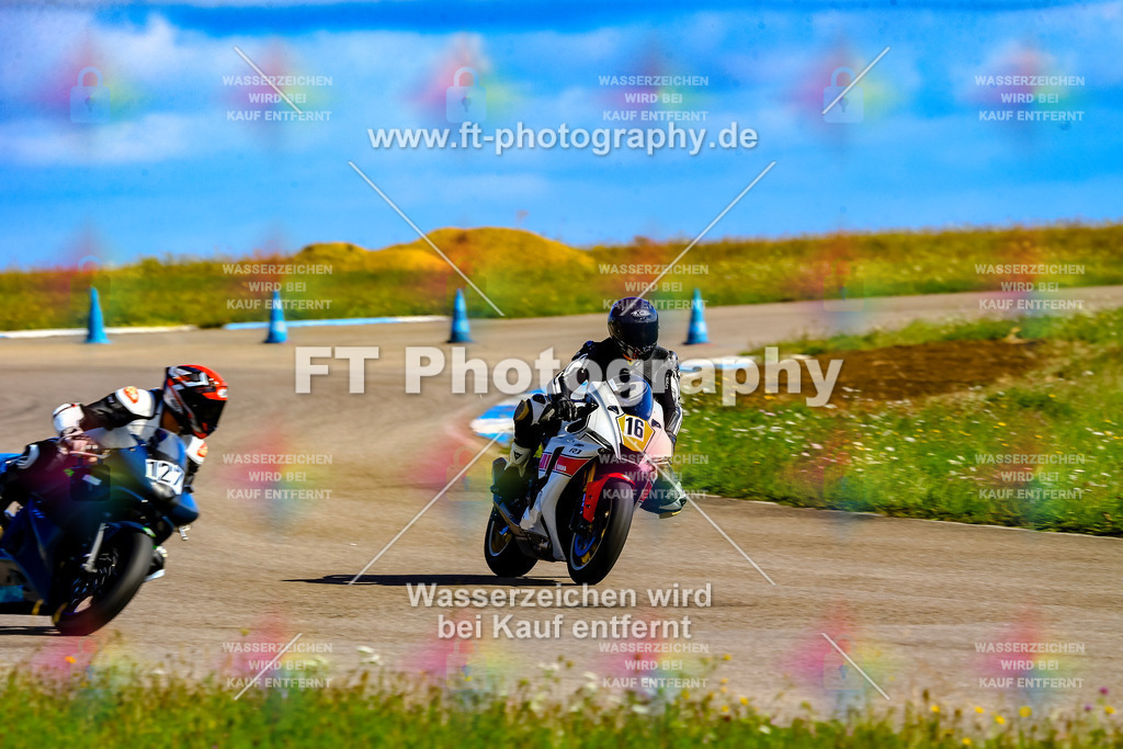 016-5192 | Hier findet Ihr Bilder von Touristenfahrten auf der Nürburgring Nordschleife oder von anderen Veranstaltungen die ich besucht habe. Viel Spass beim Durch Schauen 