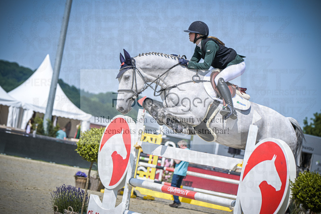 DOS_6368 | Entdecke hochwertige Reitturnierfotos von Foto Oger. Professionell, emotional und authentisch – jetzt Lieblingsmomente im Shop bestellen.Deutschlandweite Turnierfotografie. - Realisiert mit Pictrs.com