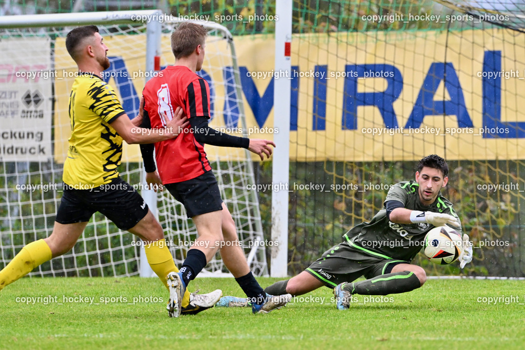 FC Faakersee vs. FC-WR Nussdorf Debant | #10 Marco Pehr FC Faakersee, #8 Dennis Müller FCWR Nussdorf Debant, #1 Benjamin Unterwurzacher FCWR Nussdorf Debant, FC Faakersee vs. FC-WR Nussdorf Debant, FC Faakersee vs. FC-WR Nussdorf Debant am 28.09.2024 in Finkenstein (Sportplatz Faakersee), Austria, (Photo by Bernd Stefan)