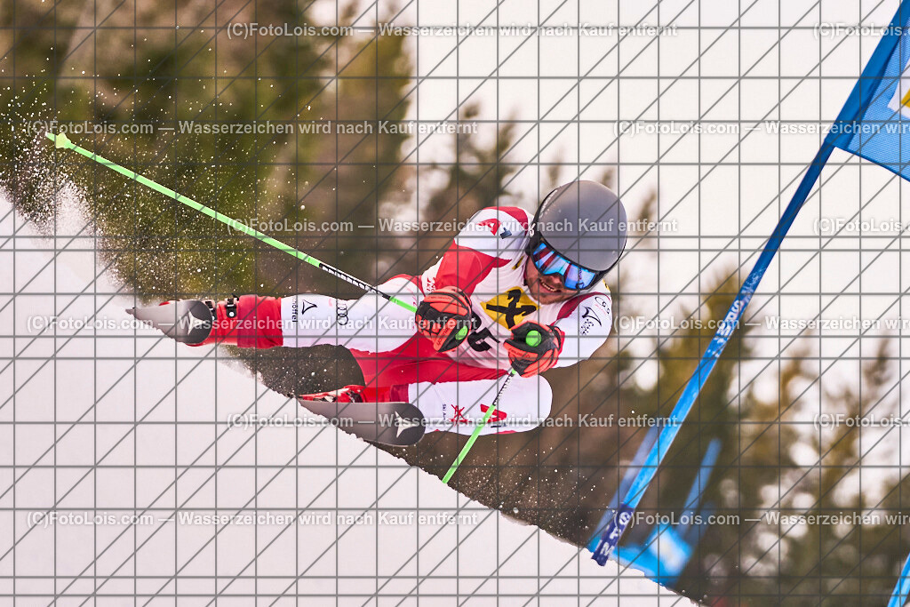 ALP1218_MastersCup-RTL-II_LKHF_Riesenhuber Florian | NÖ Raiffeisen MastersCup, Jugend - Damen - Herren, Riesentorlauf-Rennen 2 auf der Fuchswaldpiste in Lackenhof am Ötscher, durchführender Verein: Schiklub Lackenhof, So 9. Februar 2025.