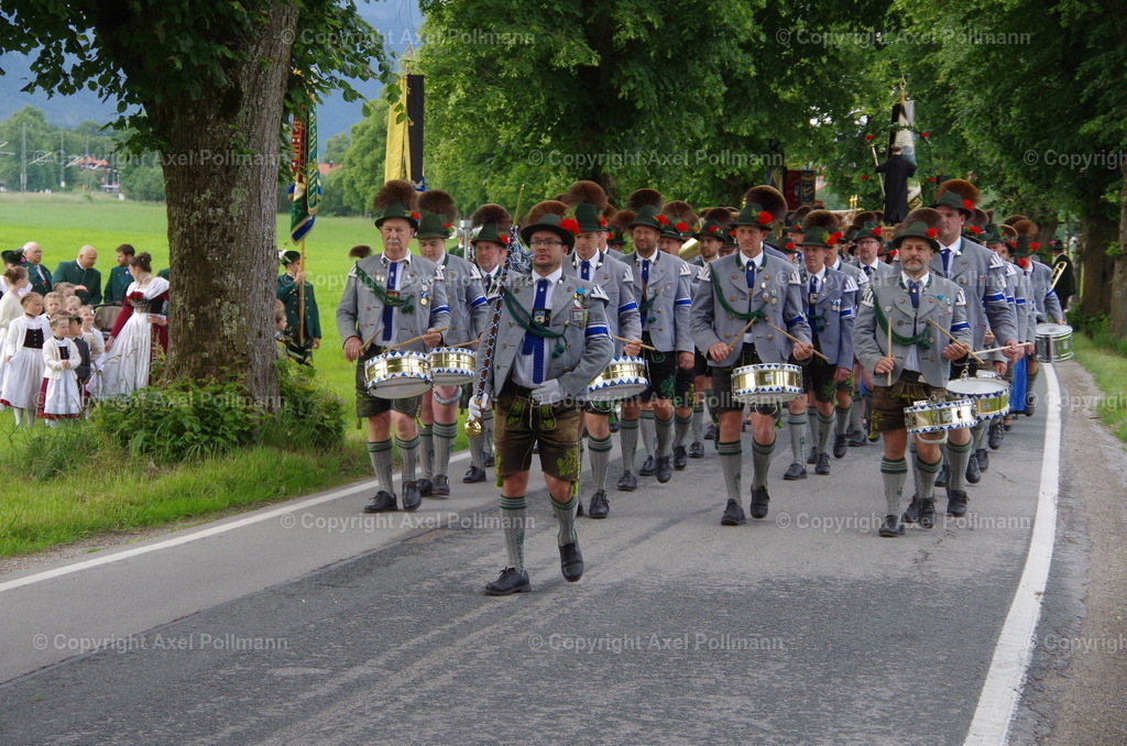 IMGP6043 | fotografiert von Axel PollmannLeonhardi Wallfahrt Benediktbeuern und Murnau, Fronleichnam, Fasching, Landschaft im Loisachtal und Benediktbeuern  - Realisiert mit Pictrs.com