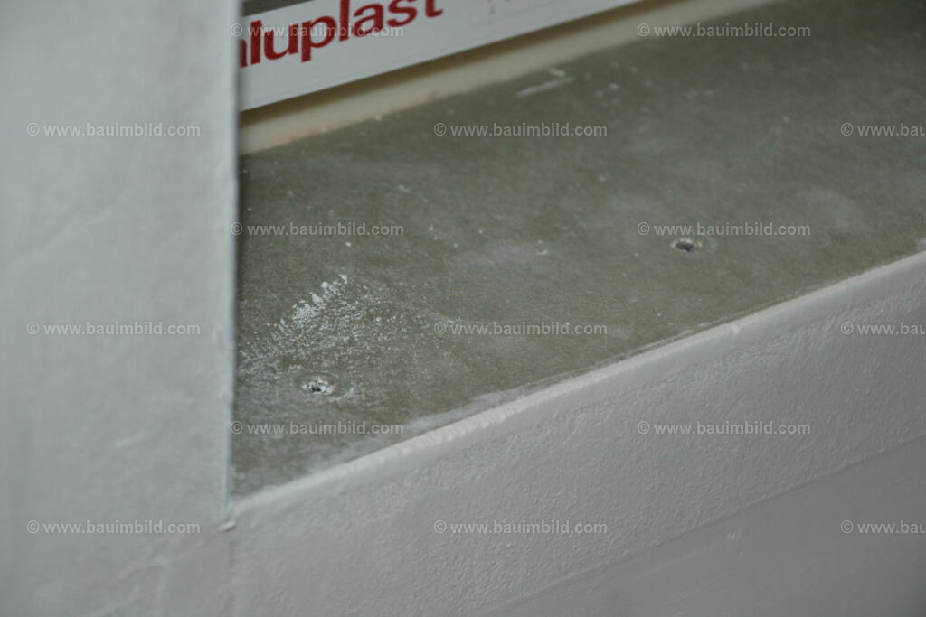 bib-lg18-putzarbeiten-0208 | Nach LV-Leistungsgruppen sortierte Detailfotos über den Bau eines Hauses. Alle Hausbau-Bilder direkt vom Urheber und Autor der Website Haus-Selber-Bauen.com