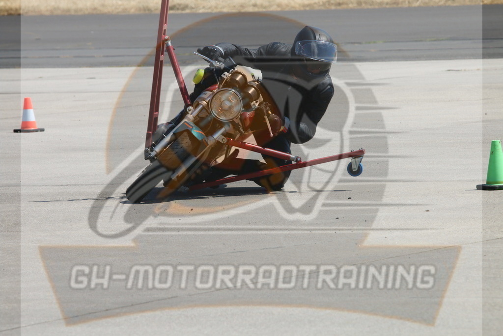 IMG_3127 | gh-motorradtraining-foto.de - Realisiert mit Pictrs.com