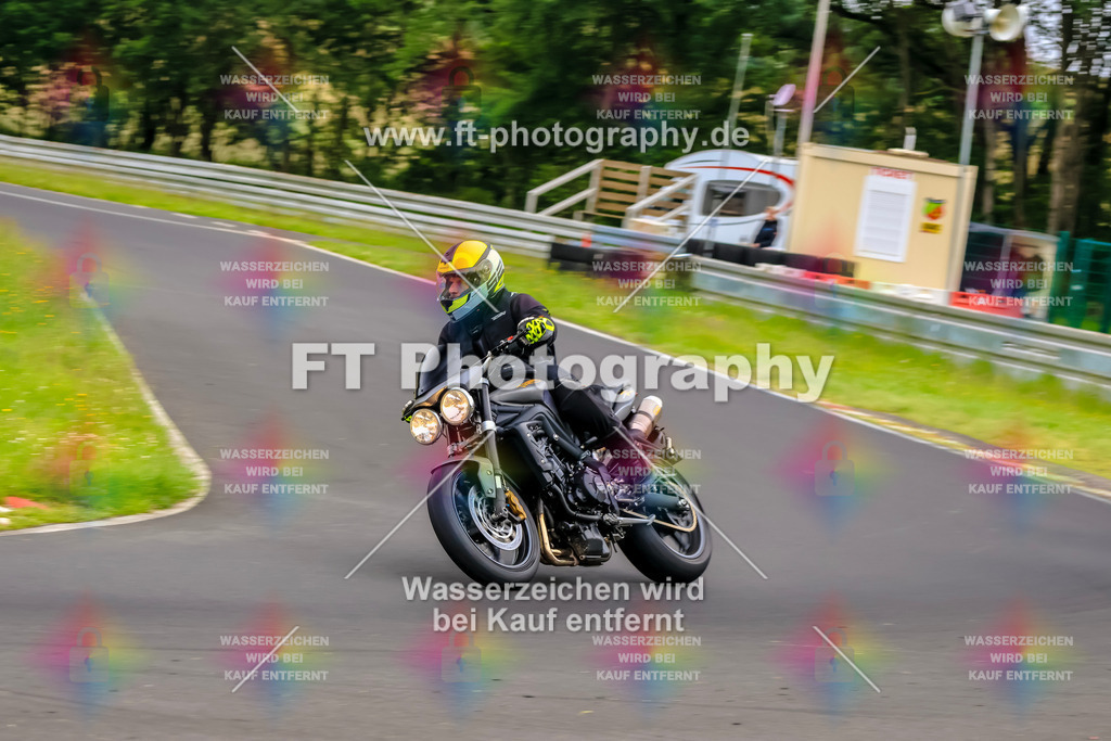 VBK-7481 | Hier findet Ihr Bilder von Touristenfahrten auf der Nürburgring Nordschleife oder von anderen Veranstaltungen die ich besucht habe. Viel Spass beim Durch Schauen 