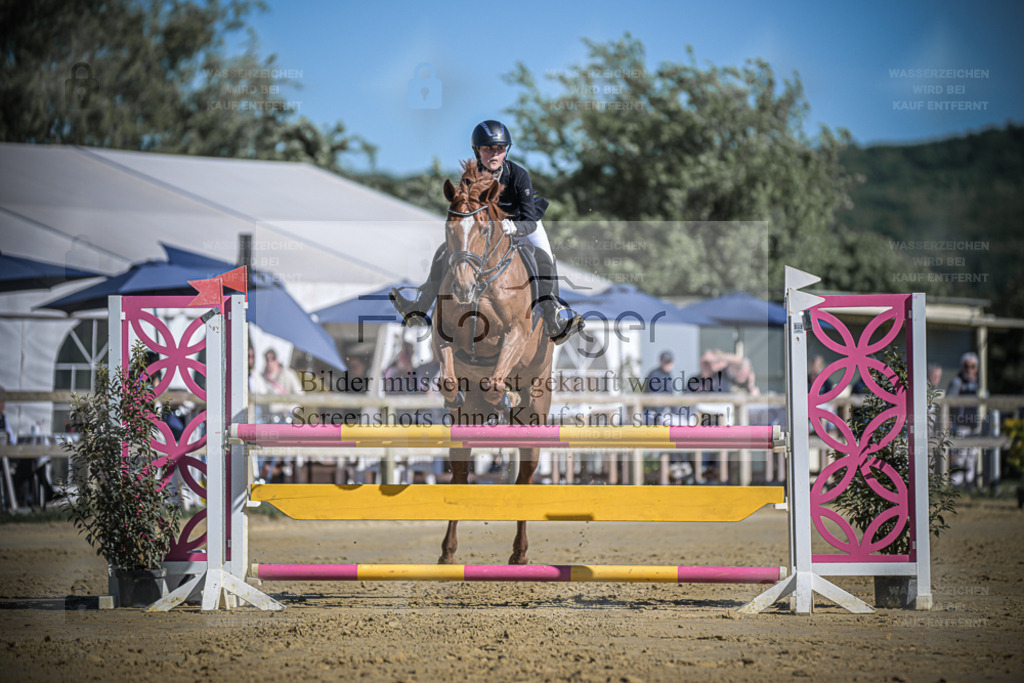 20240512-DOS_3032 | Entdecke hochwertige Reitturnierfotos von Foto Oger. Professionell, emotional und authentisch – jetzt Lieblingsmomente im Shop bestellen. - Realisiert mit Pictrs.com
