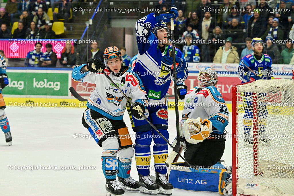 EC IDM Wärmepumpen VSV vs. STEINBACH BLACK WINGS LINZ  | #13 Kragl Gerd BLACK WINGS LINZ, #12 Pearson Chase EC VSV, #32 Tirronen Rasmus BLACK WINGS LINZ, EC IDM Wärmepumpen VSV vs. STEINBACH BLACK WINGS LINZ , EC IDM Wärmepumpen VSV vs. STEINBACH BLACK WINGS LINZ  am 28.01.2025 in Villach (Stadthalle Villach), Austria, (Photo by Bernd Stefan)
