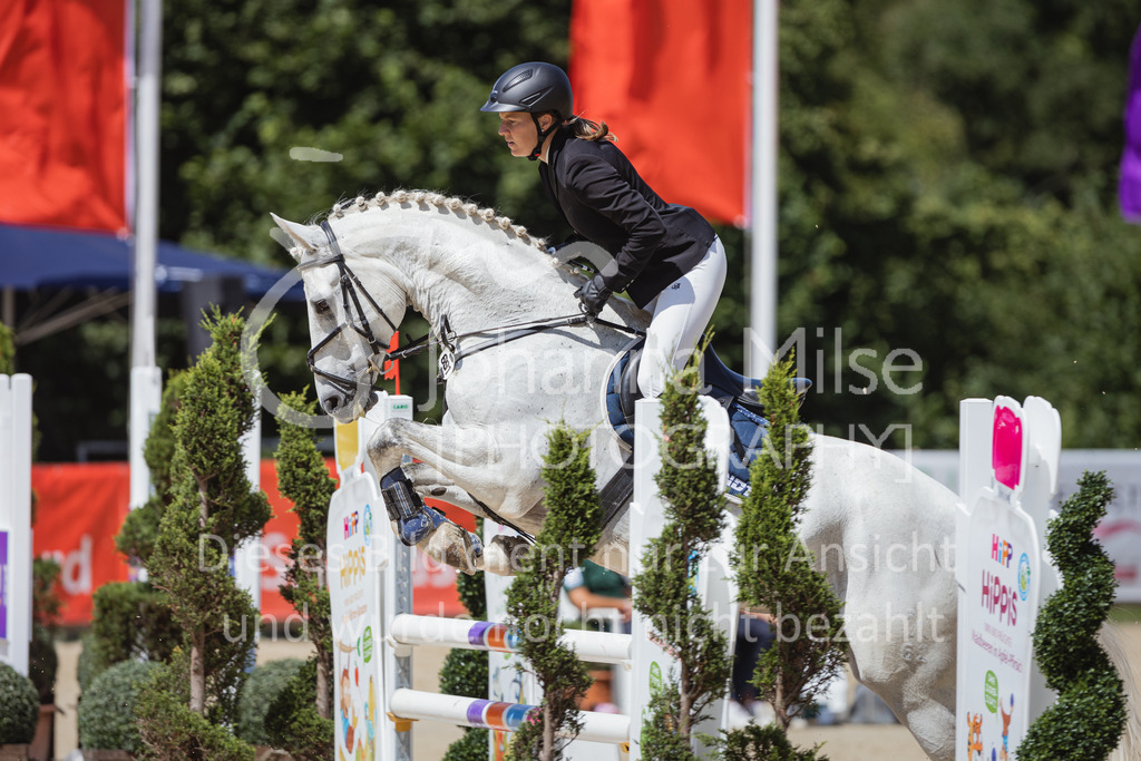 220728_BHO_BronzeTour_L-Stil_1-323 | Deine schönsten Turniermomente als professionelle Fotos! Entdecke hochwertige Pferdesport-Fotografie im Online-Shop. Jetzt Fotos finden & bestellen!