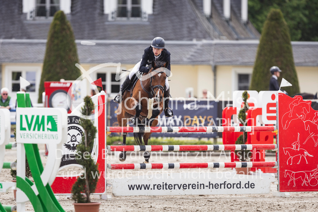 260509_PfSpTa_5_L-Spr-551 | Deine schönsten Turniermomente als professionelle Fotos! Entdecke hochwertige Pferdesport-Fotografie im Online-Shop. Jetzt Fotos finden & bestellen!