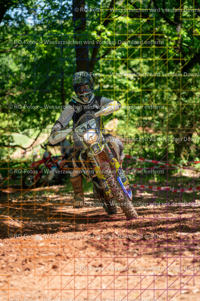 Wolfshausen 2 Lauf -1279 | Sportfotografie von RO-Fotos: Motorsport, Motocross, Enduro, Laufveranstaltungen und Triathlon. Professionelle Fotos von Sportlern und Events. - Realisiert mit Pictrs.com