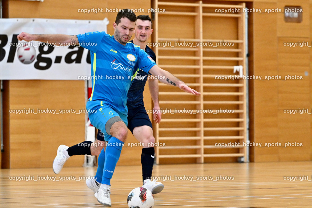 LPSV Kärnten vs. Futsal Versli Klagenfurt | #5 Rok Rednak versli.at Klagenfurt, #14 Enis Musanovic LPSV-Kärnten, LPSV Kärnten vs. Futsal Versli Klagenfurt, LPSV Kärnten vs. Futsal Versli Klagenfurt am 01.02.2026 in Villach (Ballspielhalle St. Martin), Austria, (Photo by Bernd Stefan)