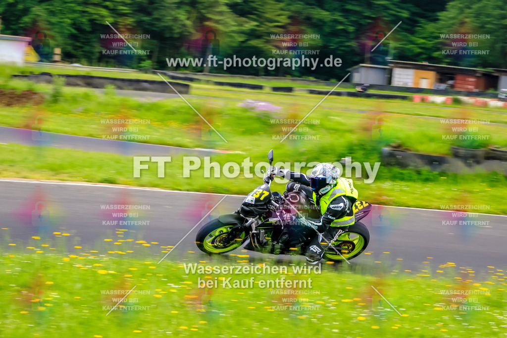 VBK-7156 | Hier findet Ihr Bilder von Touristenfahrten auf der Nürburgring Nordschleife oder von anderen Veranstaltungen die ich besucht habe. Viel Spass beim Durch Schauen 