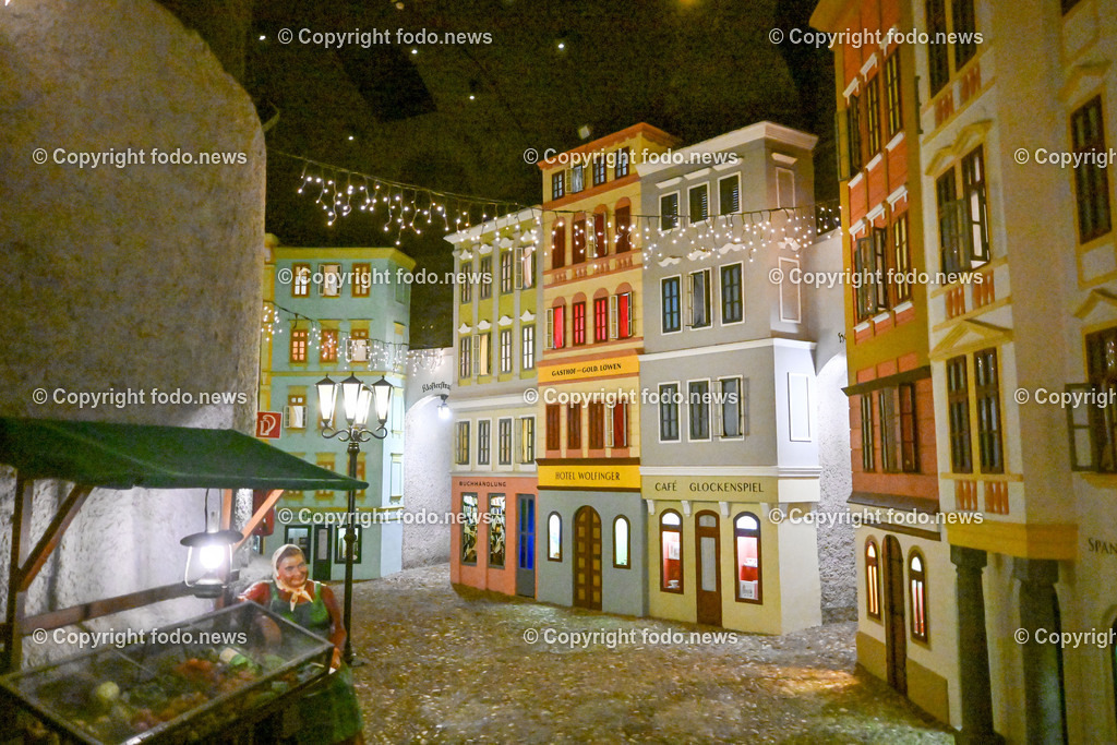 Poestlingberg_ Grottenbahn_ 26.02.2024-7 | 26.02.2024, Poestlingberg, Grottenbahn, AUT, Grottenbahn, Poestlingberg im Bild Hauptplatz Linz, Miniaturnachbildung