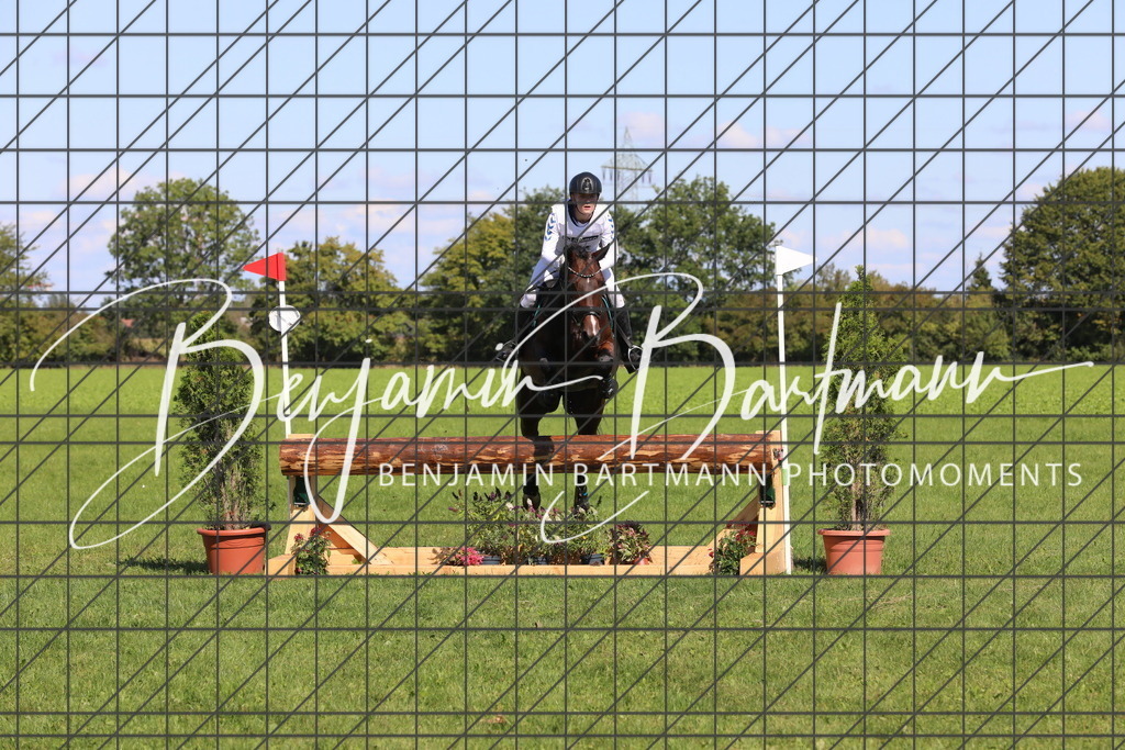 AZ2A0510 | Benjamin Bartmann Photomoments