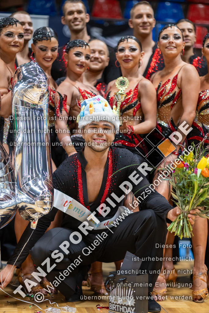 20260328-04236 | Hier finden Sie Tanz Bilder vom Latein und Standard Formationen tanzen. Sportbilder vom Tanzsport. Schöne Fotos und von Weltmeisterschaft, Europameisterschaft, Bundesliga, Regionalliga, Oberliga und Landesliga sowie von GOC Stuttgart, DanceComp, WM Bremen