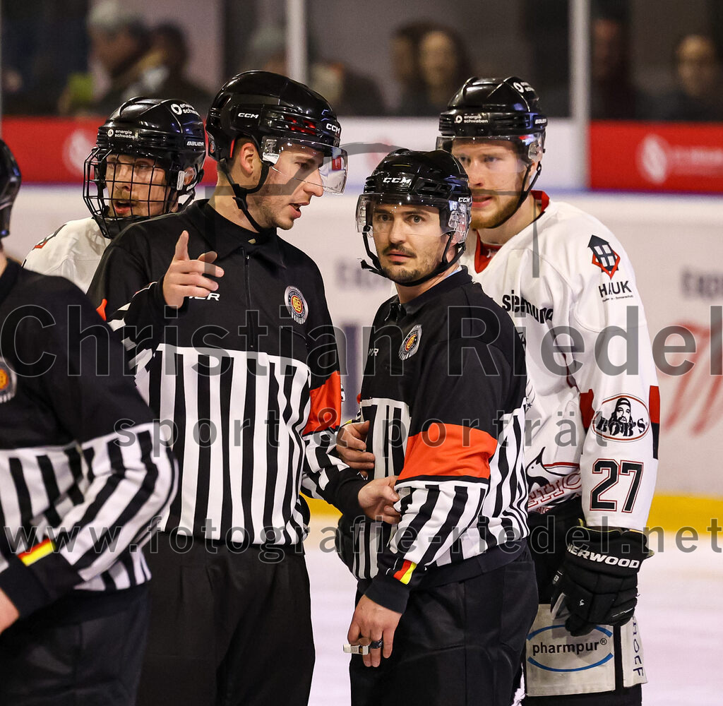 2024-03-15_089_TSV_Erding_gegen_EHC_Koenigsbrunn | Erding, Deutschland, 15.03.2024:
Eishockey, Bayernliga Playoffs 2023 / 2024, 3. Spieltag, TSV Erding gegen EHC Königsbrunn, Endergebnis: 3:4 n. V.

Toms Prokopovics (EHC Königsbrunn, #27)

Foto: Christian Riedel / fotografie-riedel.net