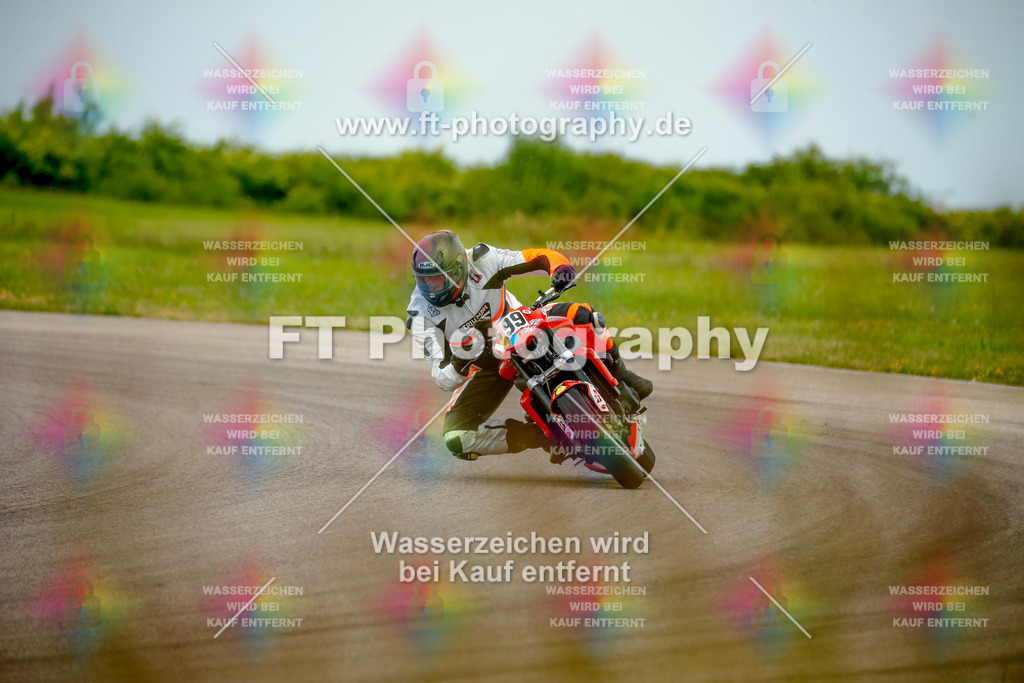 _MOT2564 | Hier findet Ihr Bilder von Touristenfahrten auf der Nürburgring Nordschleife oder von anderen Veranstaltungen die ich besucht habe. Viel Spass beim Durch Schauen 