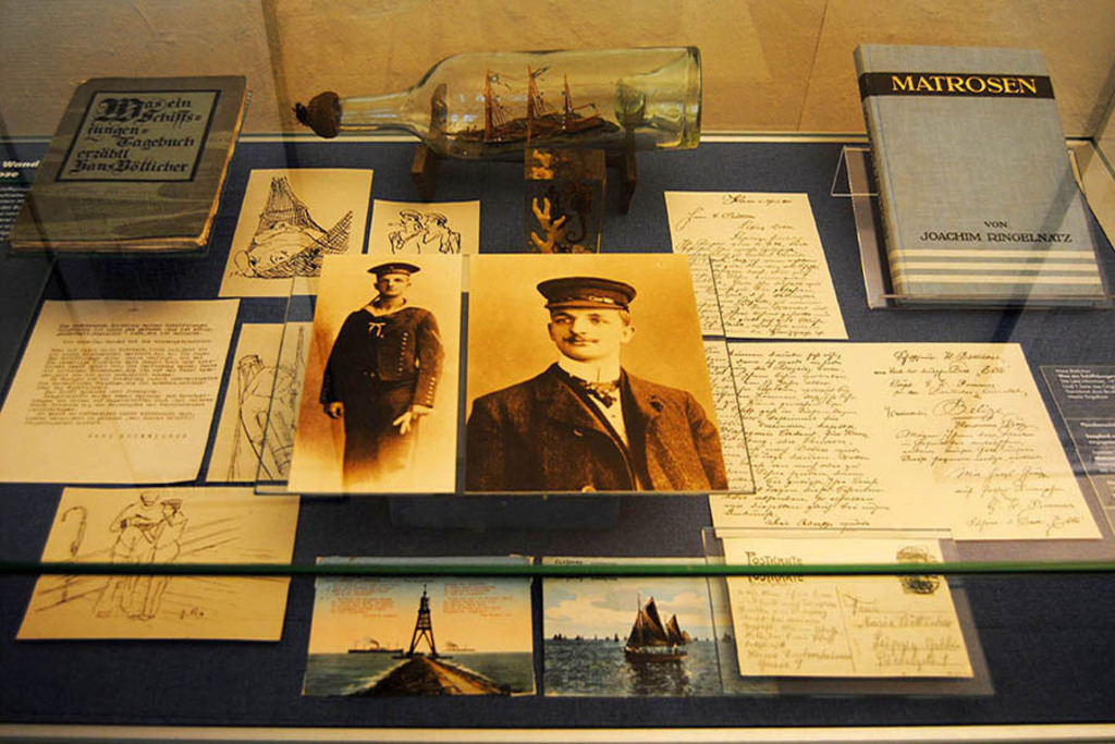 Wurzen - Kulturhistorisches Museum | Entdecke über 20 Kategorien Leipzig-Motive: Foto-Downloads, hochwertige Poster, Leinwand- & Fine-Art-Prints. Jetzt Lieblingsfoto im Bildlexikon Leipzig Shop bestellen!