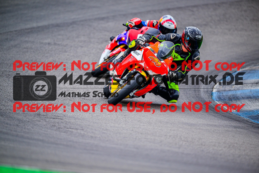 MaZZes_FotoMatrix_240614_6007705_4992 | ROT