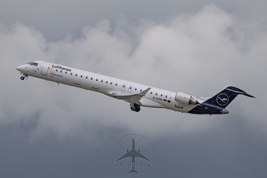 LH2124-CRJ9-D-ACNQ-MUC-DRS-20240609-TPAI-sharpen-enhance-2x | Browse breathtaking aviation photography and order high-quality prints from AviatoRay's gallery. Perfect for enthusiasts and collectors. - Realisiert mit Pictrs.com