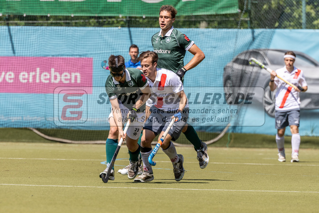 MJ_2024-.05-12-H-HTCU-Alster-9 | Max Godau (Uhlenhorst Mülheim #23) &amp; Till Brockmann (Der Club an der Alster #15), Uhlenhorst Mülheim - Der Club an der Alster am 12.5.2024 im Waldstadion, Mülheim a. d. Ruhr