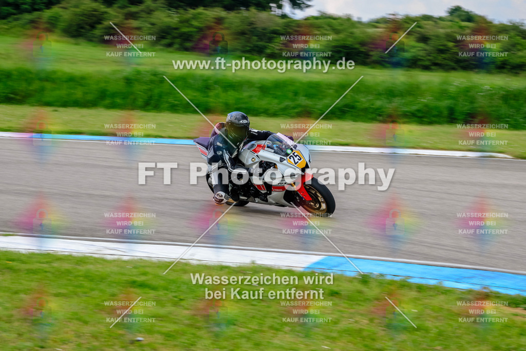 MotoTeam-9494 | Hier findet Ihr Bilder von Touristenfahrten auf der Nürburgring Nordschleife oder von anderen Veranstaltungen die ich besucht habe. Viel Spass beim Durch Schauen 