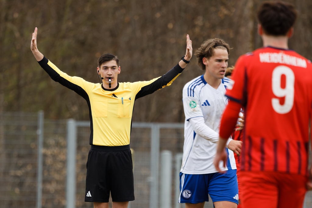 20260412-FCHS04_147 | 1.FC Heidenheim 1846 vs. FC Schalke 04, Fußball, U19, A-Junioren, NWL, U19-DFB-Nachwusliga, 2025/2026, 8. Spieltag, 12.04.2026 in Heidenheim, Walter-Birkhold-Jugendstadion (Foto: Michael Bulling) - Realisiert mit Pictrs.com