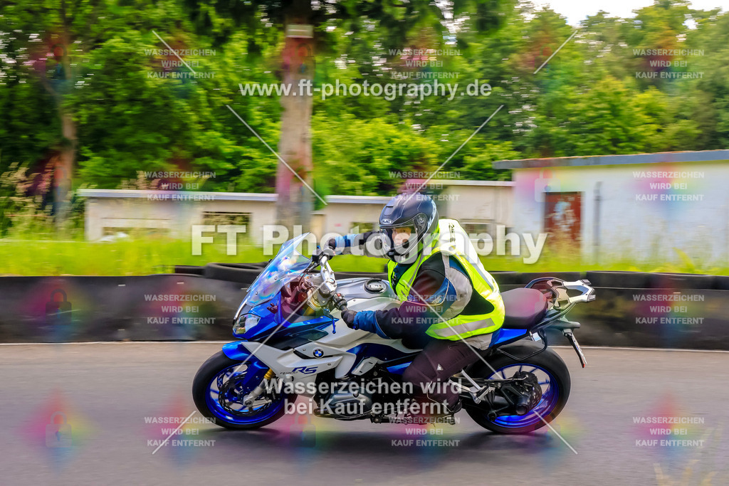 VBK-8160 | Hier findet Ihr Bilder von Touristenfahrten auf der Nürburgring Nordschleife oder von anderen Veranstaltungen die ich besucht habe. Viel Spass beim Durch Schauen 