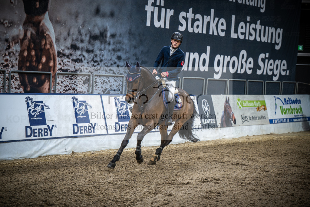 DOS_2955 | Entdecke hochwertige Reitturnierfotos von Foto Oger. Professionell, emotional und authentisch – jetzt Lieblingsmomente im Shop bestellen.Deutschlandweite Turnierfotografie. - Realisiert mit Pictrs.com