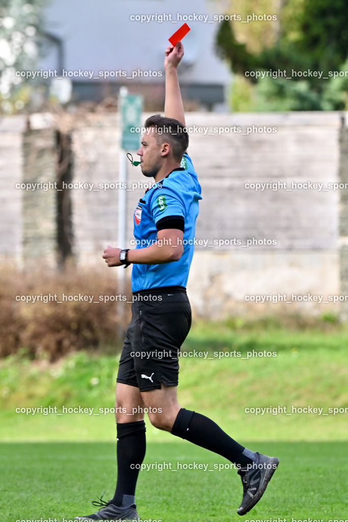 WSG Radenthein vs. FC Nussdorf Debant | Edin Omerhodzic Referee, Rote Karte, WSG Radenthein vs. FC Nussdorf Debant, WSG Radenthein vs. FC Nussdorf Debant am 26.10.2024 in Radenthein (Sportplatz Radenthein), Austria, (Photo by Bernd Stefan)