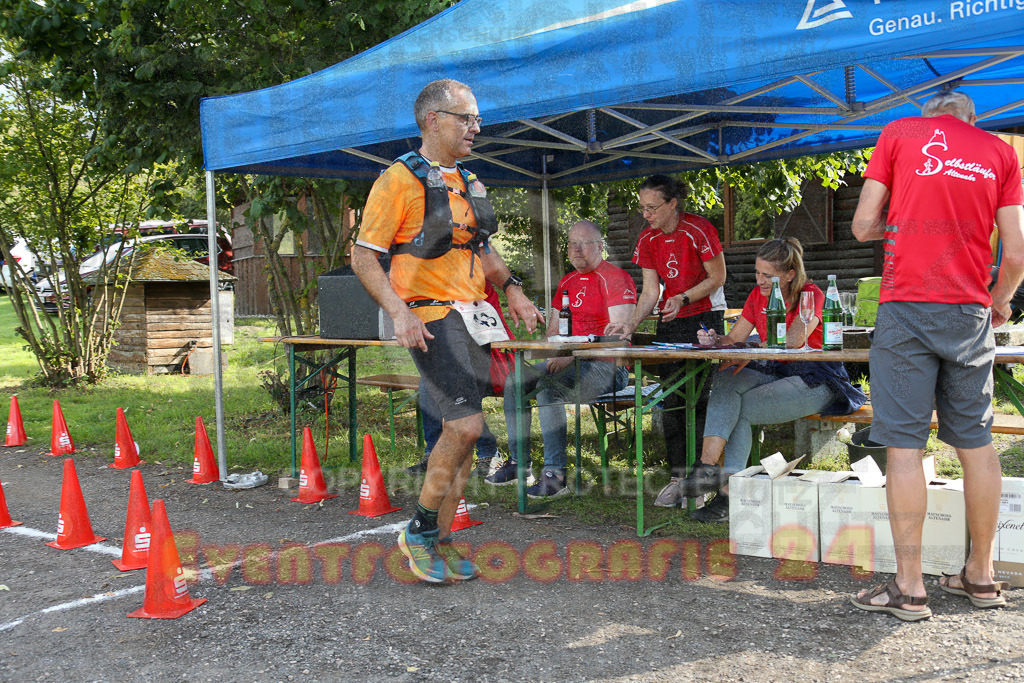 230826_1640_EX1_1622 | Sportfotografie im Rhein-Sieg Kreis, Köln, Bonn, NRW, Rheinland Pfalz, Hessen, etc. Unser Tätigkeitsfeld umfasst den Laufsport vom Volkslauf über den Marathon, Duathlon, Triathon bis zum Ultralauf wie Kölnpfad Ultra oder Schindertrail.