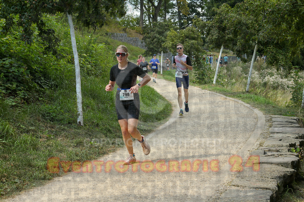 250824_1502_EX1_8337 | Sportfotografie im Rhein-Sieg Kreis, Köln, Bonn, NRW, Rheinland Pfalz, Hessen, etc. Unser Tätigkeitsfeld umfasst den Laufsport vom Volkslauf über den Marathon, Duathlon, Triathon bis zum Ultralauf wie Kölnpfad Ultra oder Schindertrail.