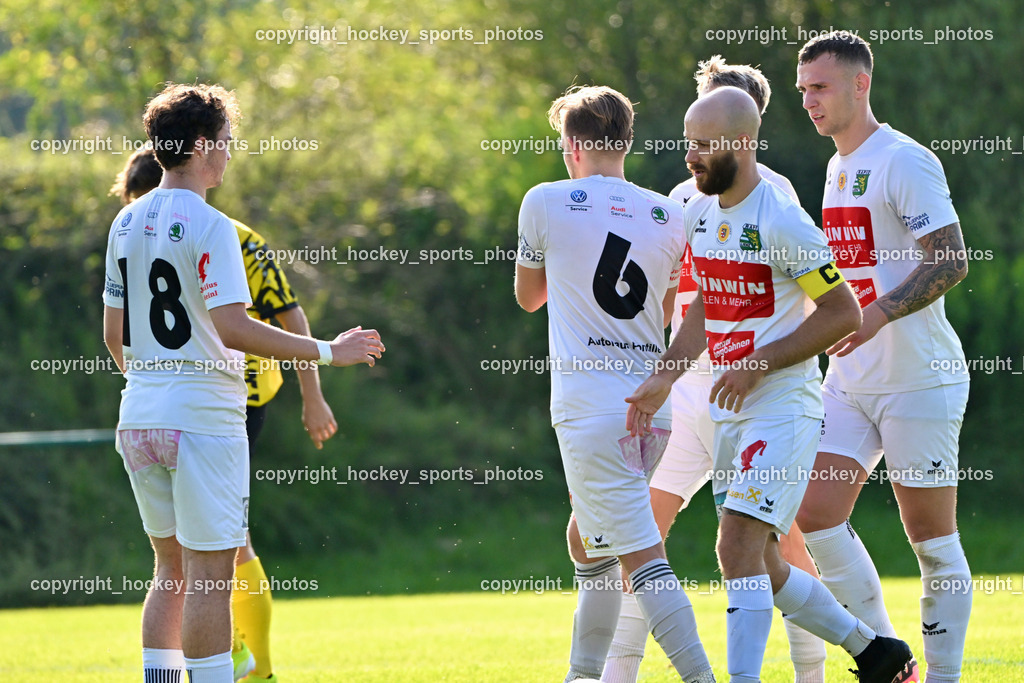 FC Faakersee vs. Rapid Lienz  | Jubel Rapid Lienz Mannschaft, #18 Diego Mareschi Rapid Lienz, #6 Florian Unterweger Rapid Lienz, #10 Dominik Müller Rapid Lienz, #19 Gal Zinic Rapid Lienz, FC Faakersee vs. Rapid Lienz , FC Faakersee vs. Rapid Lienz  am 04.08.2024 in Faakersee (Sportplatz Faakersee), Austria, (Photo by Bernd Stefan)