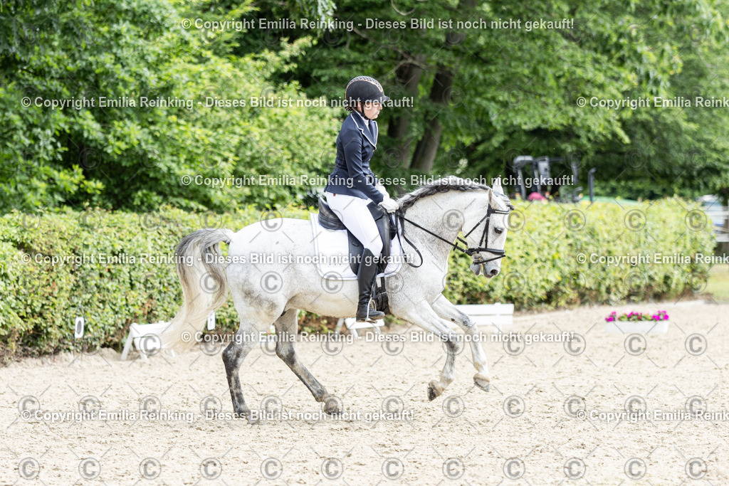 CL5A9001 | Emilia Reinking Fotografie - Realisiert mit Pictrs.com