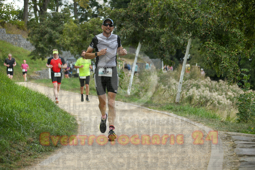 250824_1359_EX1_4532 | Sportfotografie im Rhein-Sieg Kreis, Köln, Bonn, NRW, Rheinland Pfalz, Hessen, etc. Unser Tätigkeitsfeld umfasst den Laufsport vom Volkslauf über den Marathon, Duathlon, Triathon bis zum Ultralauf wie Kölnpfad Ultra oder Schindertrail.