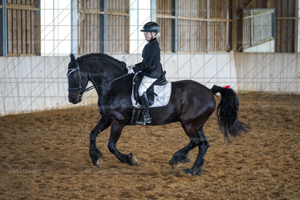 20230518-FAH03663 | Frühjahrsturnier, landberg am Lech, 2023, Reitclub Landsberg, Turnierbilder, Fotos Turnier Landsberg, Fotoagentur Herrmann, Turnierfotografen Bayern, reitsport Fotograf, Pferde Fotograf
