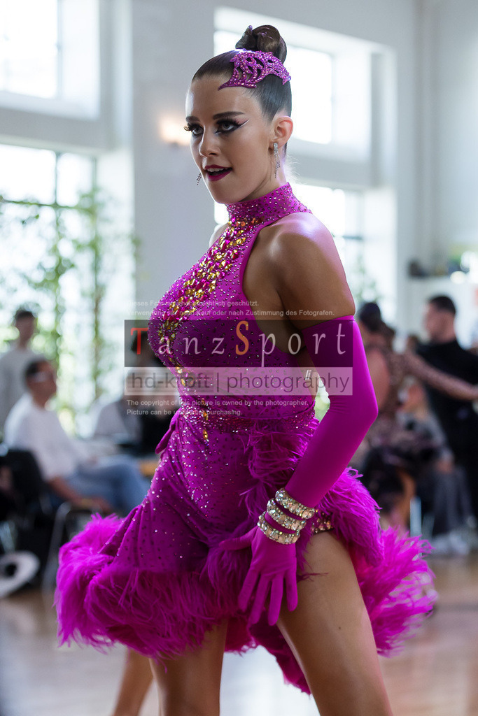 20240616_D-Cup-HGR-Latein_2841 | Tanzsportbilder, Standardtanz, Lateintanz, WDSF, DTV, LTVB, dancecomp, goc, hessen tanzt, blaues band der spree, walzer, tango, wiener walzer, slowfox, quickstepp, samba, rumba, cha-cha-cha, paso doble. jive, hd-kroft photography, turniertanzsport