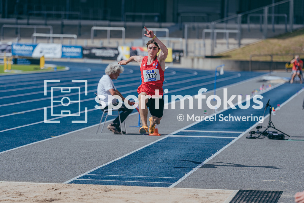 DM U23 U18 Bochum 2026 | Mattis Gerntholtz (TSV Rot-Weiß Niebüll), Startnummer 1172, Dreisprung, Deutsche Meisterschaften der U18 &amp; U23 2026, Lohrheidestadion Bochum-Wattenscheid, 04.07.2026 Foto: Marcel Schwering / sportimfokus - Realisiert mit Pictrs.com