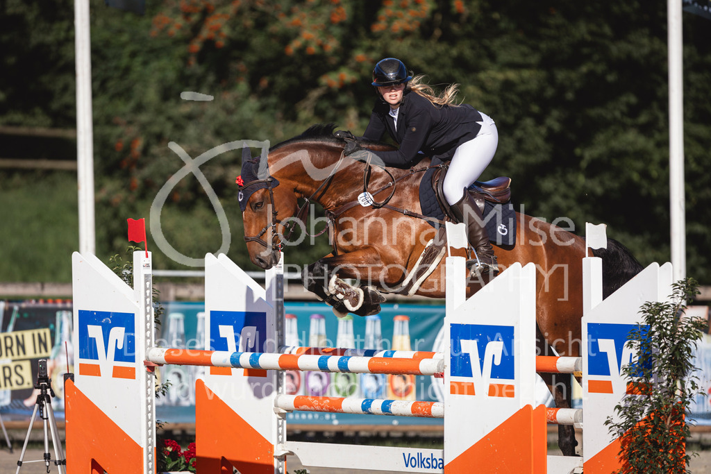 240714_BHO_M1-Spr-115 | Deine schönsten Turniermomente als professionelle Fotos! Entdecke hochwertige Pferdesport-Fotografie im Online-Shop. Jetzt Fotos finden & bestellen!