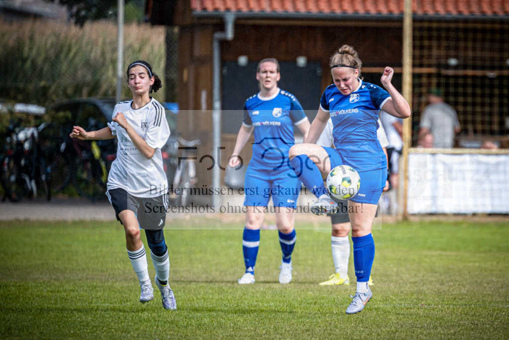 SG Bohmte/Ostercappeln/Schwagstorf - SV Harderberg - Frauen Bezirkpokal | Frauen Bezirkpokal · 1. Damen - 1. Damen · Sportplatz - Realisiert mit Pictrs.com