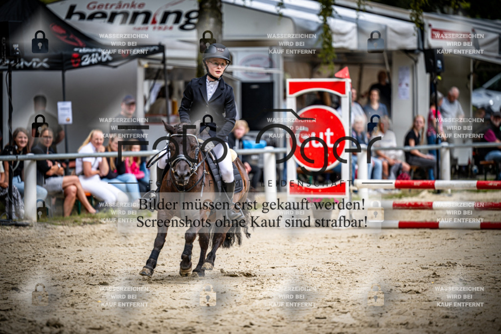 Turnier Laggenbeck 2026-15-0219 | Entdecke hochwertige Reitturnierfotos von Foto Oger. Professionell, emotional und authentisch – jetzt Lieblingsmomente im Shop bestellen.Deutschlandweite Turnierfotografie. - Realisiert mit Pictrs.com