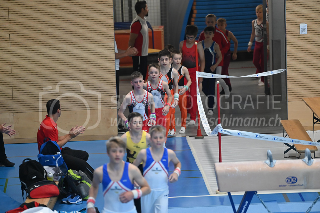 104. Zürcher Kunstturnertage Neftenbach - 14. May 2022 | 104. Zürcher Kunstturnertage Neftenbach
Turnhalle Ebni, Neftenbach
Programm 3/4 (P3/P4)
Bild: Sportfotografie Markus Aeschimann | www.markus-aeschimann.ch - Realisiert mit Pictrs.com