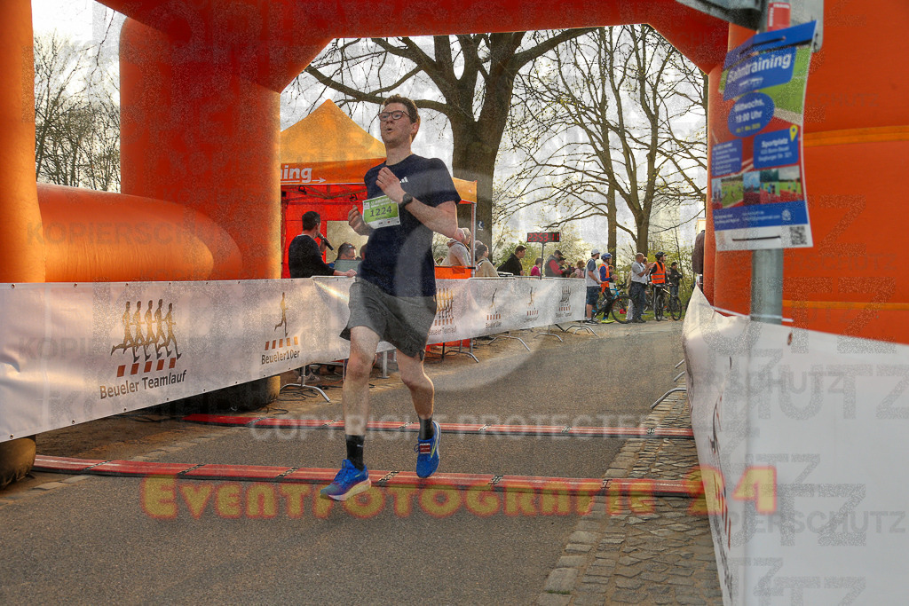 250328_1758_EX1_6145 | Sportfotografie im Rhein-Sieg Kreis, Köln, Bonn, NRW, Rheinland Pfalz, Hessen, etc. Unser Tätigkeitsfeld umfasst den Laufsport vom Volkslauf über den Marathon, Duathlon, Triathon bis zum Ultralauf wie Kölnpfad Ultra oder Schindertrail.