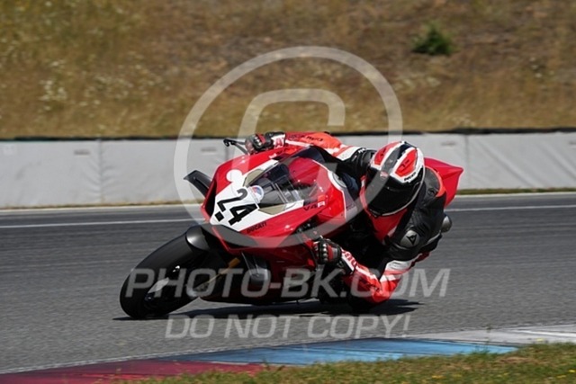 2024_07_29_PBK_13237 | Sportfotografie; SlowMotion; Video; Rennstrecke; Hafeneger; Speer; Racing; RSE; BMW; CBO; Trackday; Motorsportarena; Hockenheimring; Brno; Most; Barcelona; Valencia