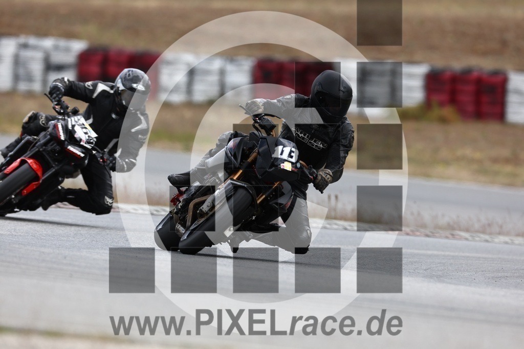 0113-20240510_06267 | Schöne Erinnerungen an spannende Momente - das festzuhalten ist unser Job. PIXELrace.de ist seit 2003 auf den Rennstrecken Europas unterwegs um die Action draußen beim Fahren und die wunderbare Stimmung imm Fahrerlager für euch einzufangen.