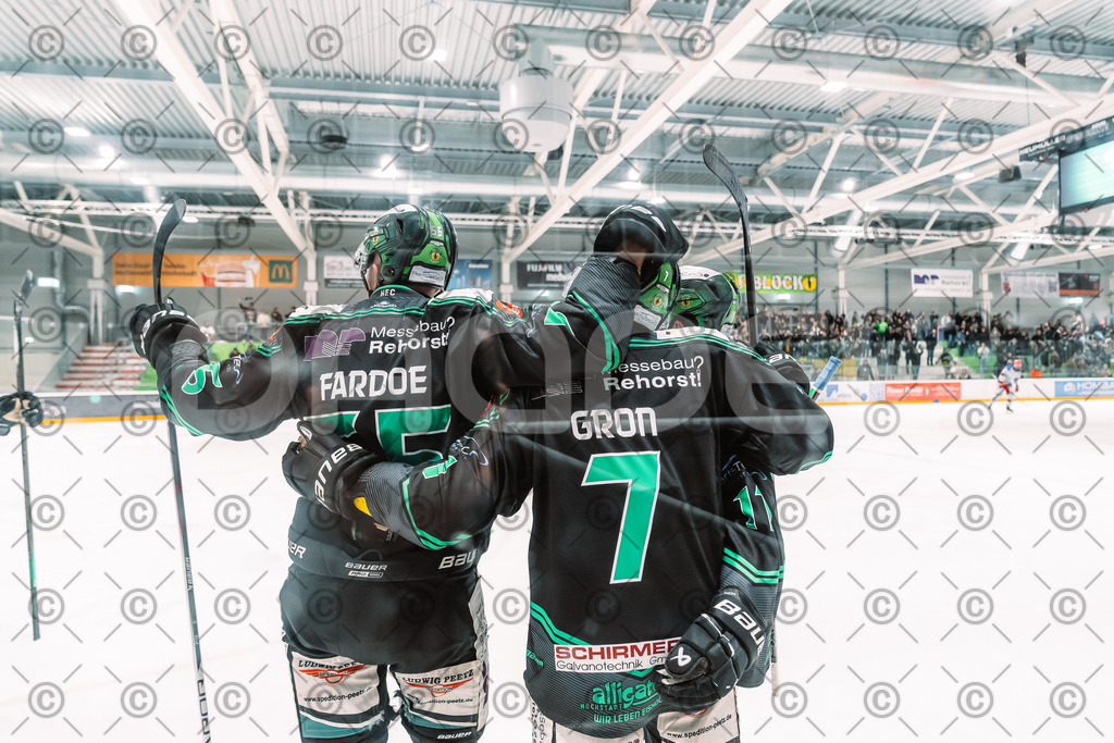 Alligators_vs_Peiting_25_11_2025-59 | Höchstadt Alligators Fotogalerie: Eishockey-Action aus Franken. Professionelle Spielfotos, Portraits & Stadionbilder zum Download. Jetzt entdecken! - Realisiert mit Pictrs.com