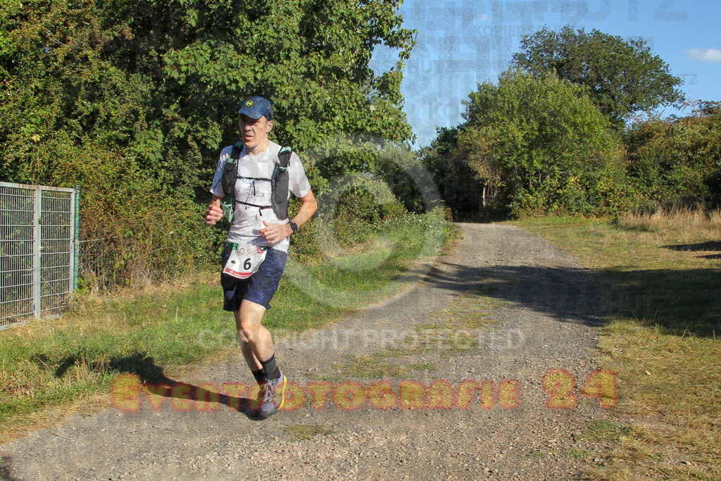 250830_1725_EV4_4788 | Sportfotografie im Rhein-Sieg Kreis, Köln, Bonn, NRW, Rheinland Pfalz, Hessen, etc. Unser Tätigkeitsfeld umfasst den Laufsport vom Volkslauf über den Marathon, Duathlon, Triathon bis zum Ultralauf wie Kölnpfad Ultra oder Schindertrail.