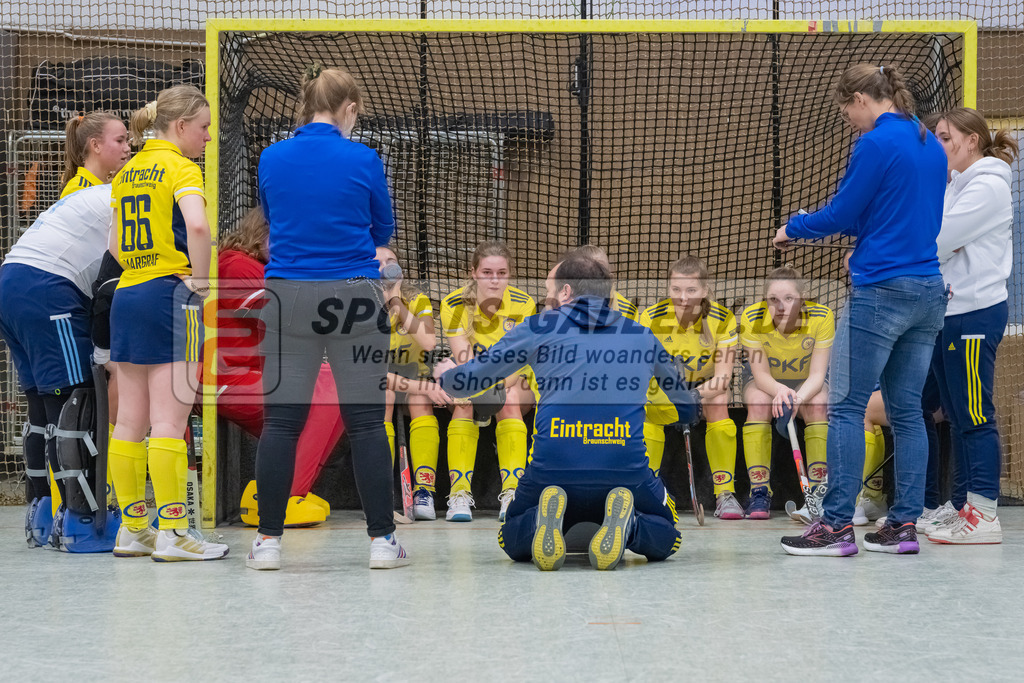 HK_20230225_104451 | Deutsche Meisterschaft WU16 Eintr. Braunschweig - 1. Hanauer THC am 25.2.2023 DSC 99, Düsseldorf ,